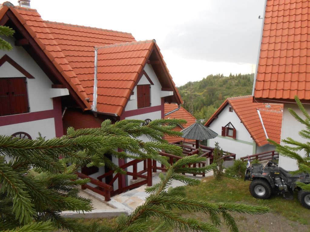 Planinske Vile M&S Kopaonik Rum bild
